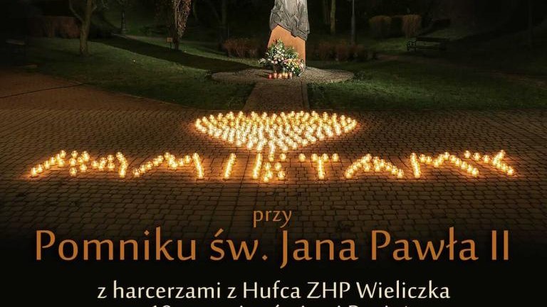 modlitewne czuwanie przy pomniku Jana Pawła II_n.jpg