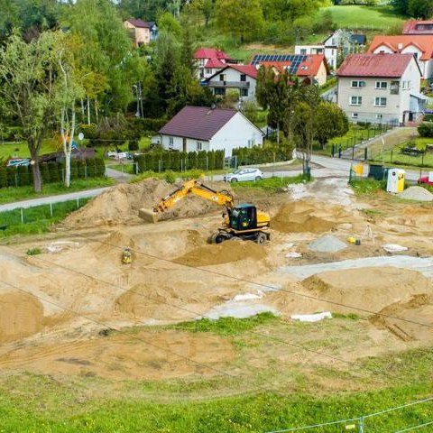 Trwa budowa pumptracku w wielickich Bogucicach