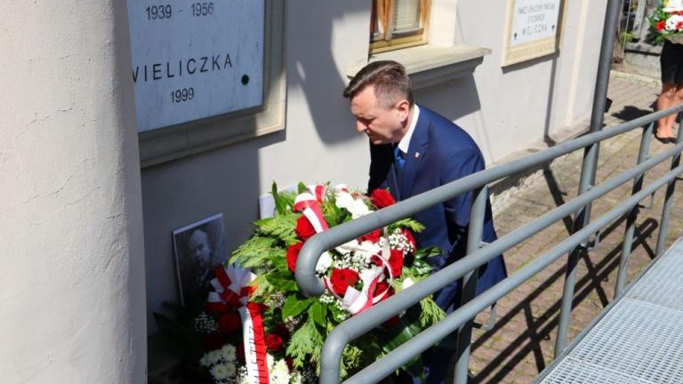 Dzien Pamieci Ofiar Zbrodni Katynskiej w 84 rocznice 1940-2024 Zbrodni Katynskiej-022.jpg