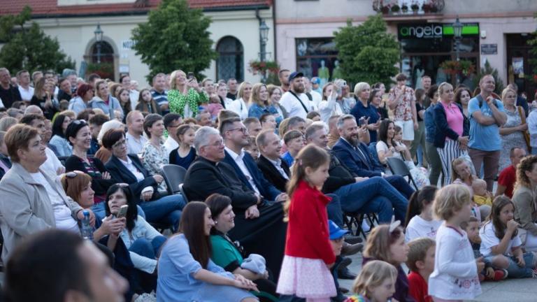 solne uwielbieniw w Boze Cialo Rynek Górny_Wieliczka-011.jpg