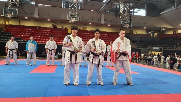 Wieliczanin na podium Mistrzostw Świata Full Contakt Karate w Montrealu-003.jpg