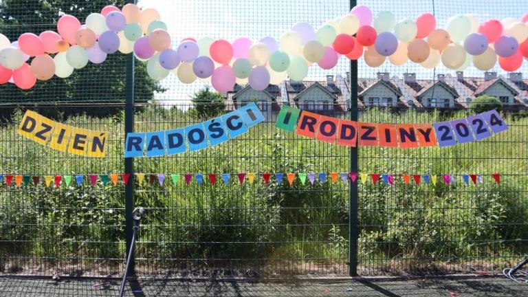 Dzien Radosci i Rodziny w SP4 Wieliczka-009.jpg