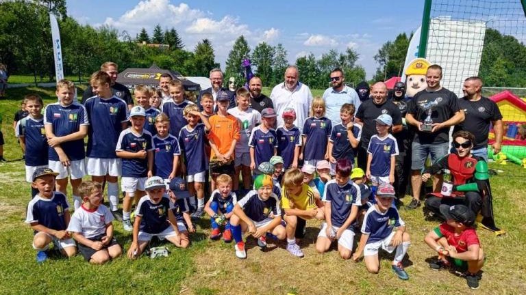 rodzinny piknik z okazji 75-lecia istnienia KS Roznowa Wieliczka2.jpg