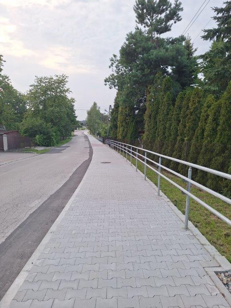 Przebudowa drogi gminnej nr 561067K w miejscowosci Byszyce gm Wieliczka-005.jpg