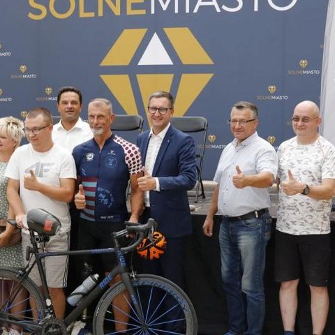 Jakob Kepka z Hope Raising Expedition w Solnym Mieście