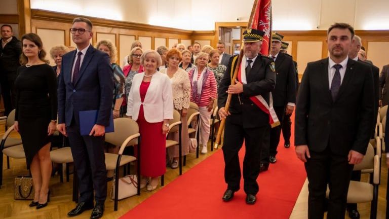 spotkanie burmistrza Rafal Sleczka z soltysami i przewodniczacymi zarzadow osiedli-005.jpg
