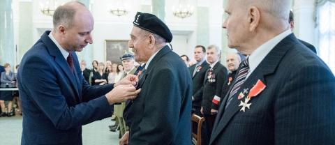 Poznaj bliżej postać  Piotra Gawła ps. "Rak" - żołnierza Batalionów Chłopskich