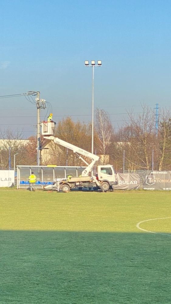 Modernizacja  oswietlenia boiska sportowego LKS Wegrzcanka-003.jpg