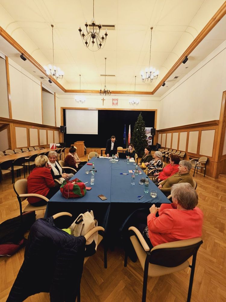 wybory do Gminnej Rady Seniorow w Wieliczce_4.jpg