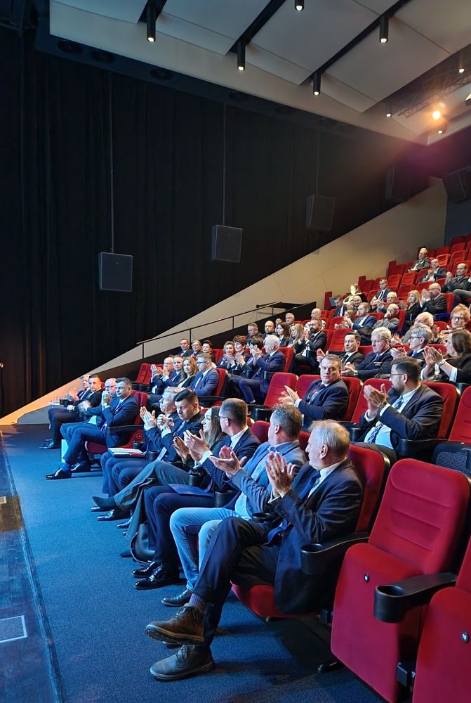 10 lat Szybkiej Kolei Aglomeracyjnej w Miasto i Gmina Wieliczka-006.jpg