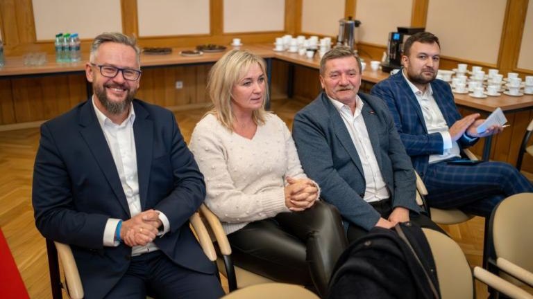 spotkanie z nowo wybranymi soltysami oraz przewodniczacymi rad osiedli-022.jpg