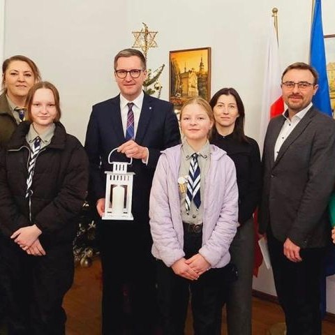 Betlejemskie Światło Pokoju dotarło do Wielickiego Magistratu