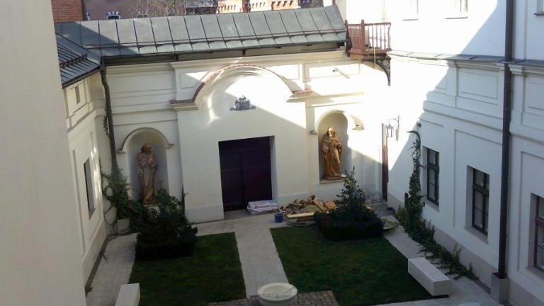 wycieczka stowarzyszenia Klub Przyjaciol Wieliczki do Muzeum Archidiecezjalnego w Krakowie-012.jpg