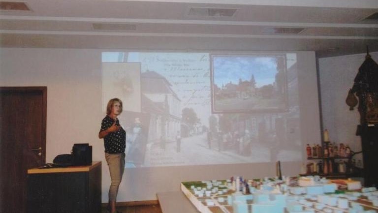 wycieczka Klubu Przyjaciol Wieliczki do Myślenic_001.jpg