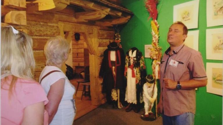 wycieczka Klubu Przyjaciol Wieliczki do Myślenic_004.jpg