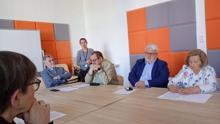spotkanie-robocze-wojewodzkiego-sztabu-organizacyjnego-w-sprawie-kongresu-regionalizmu-polskiego-w-poznaniu-w-2026-005.jpg