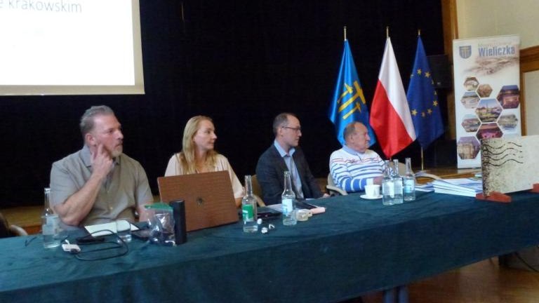 egzekucja 32 zydow z Wieliczki w Pawlikowicach dokonana przez Niemcow-007.jpg