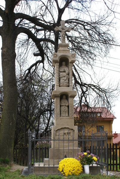 Odnowiona kapliczka w Czarnochowicach