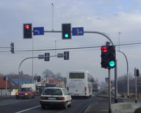 Sygnalizacja świetlna na drodze krajowej nr 4