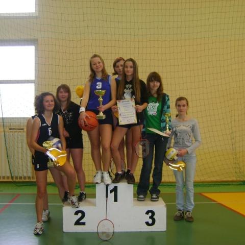 Badminton drużynowy