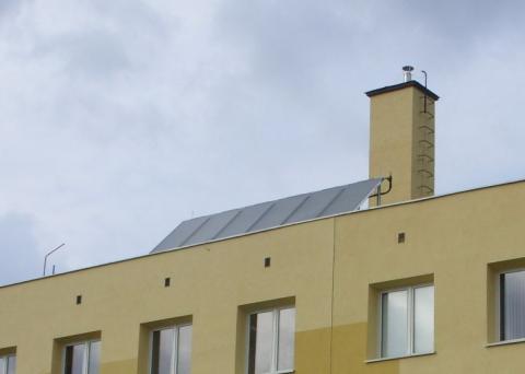 Kolektory na budynkach użyteczności publicznej