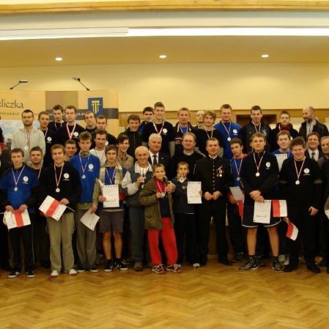 Stypendia, nagrody i wyróżnienia sportowe