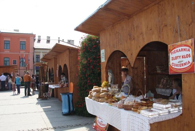 Kiermasz Wielickiej Izby Gospodarczej na Rynku Górnym w Wieliczce