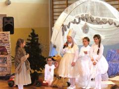 Przedstawienie „Dwie Dorotki” w wykonaniu uczniów Szkoły Podstawowej nr 2