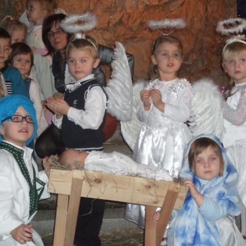Kiermasz Świąteczny w szkole w Sierczy