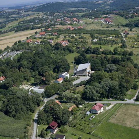 Podpisanie umów na odnowę wielickich wsi