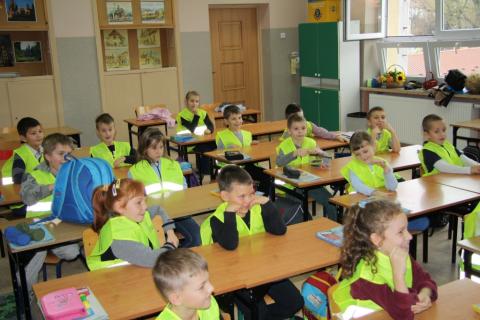 Odblaskowe kamizelki dla najmłodszych